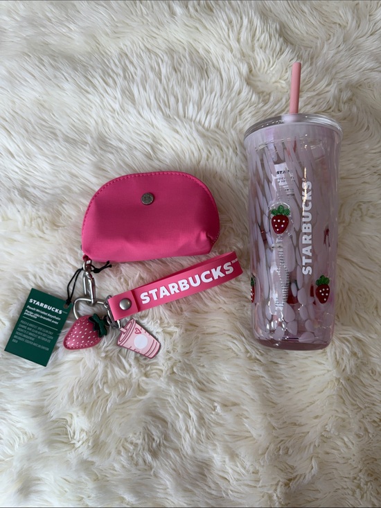 Starbucks Accessories - 🍓Starbucks Pink Strawberry Cold Cup Glass Tumbler Keychain Coin Wristlet Pouch